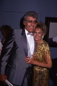 Carl Perkins , Tammy Wynette  1990 LA.jpg